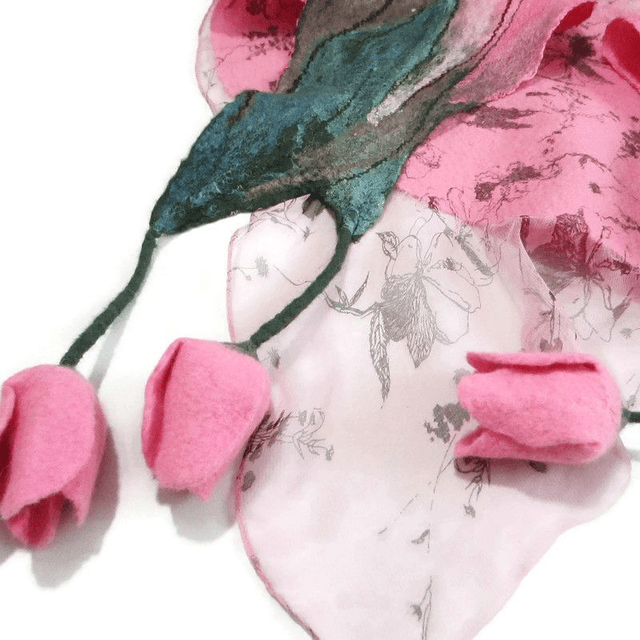Scarf felted rosa vanigliato wool merino silk Handmade shawl felting flowers scarf for women Unique gift for girls.