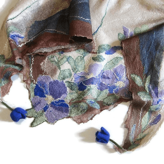 Scialle lana merino seta Scialle feltro fiori di lana fatto a mano bactus infeltrimento marrone beige donna Regalo unico per le donne