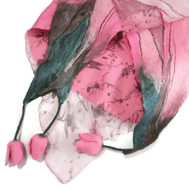 Scarf felted rosa vanigliato wool merino silk Handmade shawl felting flowers scarf for women Unique gift for girls.