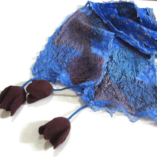 Sciarpa blu feltro di lana seta Sciarpa lunga con tulipani fiori borgogna infeltrita fatta a mano regali unici per donne stile boho
