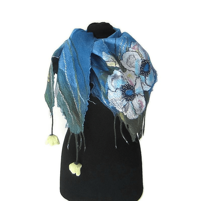 Scialle lana merino seta Scialle feltro fiori di lana fatto a mano bactus infeltrimento warm blue donna Regalo unico per le donne