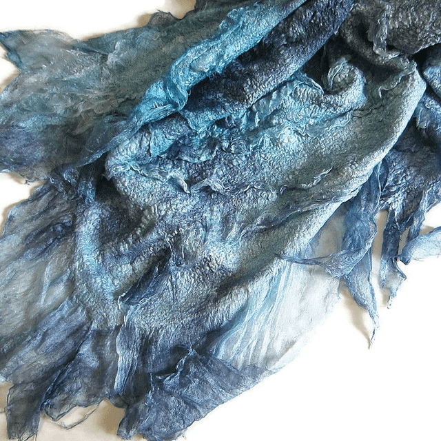 Scialle lana merino seta Scialle feltro fatto a mano scialle caldo bactus infeltrimento blu donna Regalo unico per donne grunge boho style