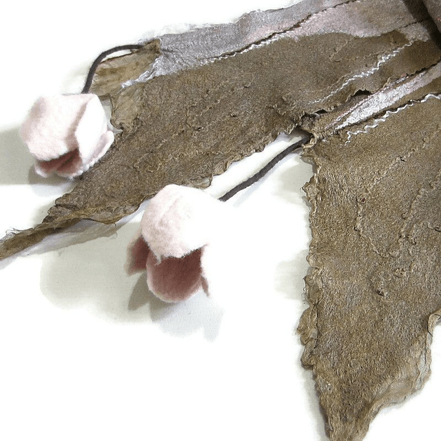Sciarpa lana merino seta infeltrita fiori tulipani Sciarpa marrone rosa lunga con paillettes donna fatto a mano regali unici donne