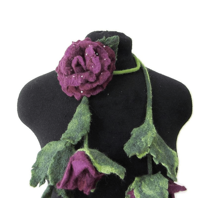 Collana infeltrita lana merino rosa viola spilla infeltrita Collane fatto a mano regali unici