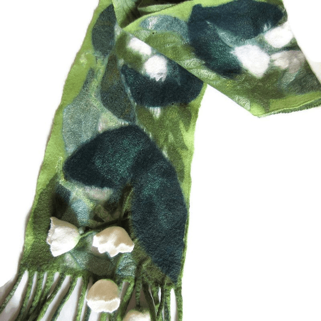 Sciarpa leggera mughetti infeltrito Sciarpa bianco verde lana seta infeltrimento fatto a mano regalo unico per lei