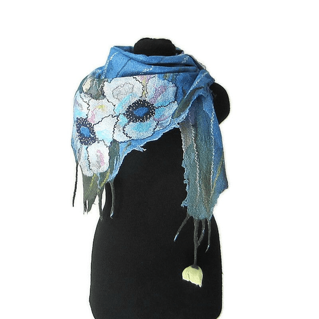 Scialle lana merino seta Scialle feltro fiori di lana fatto a mano bactus infeltrimento warm blue donna Regalo unico per le donne