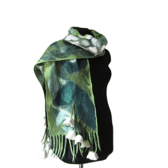 Sciarpa leggera mughetti infeltrito Sciarpa bianco verde lana seta infeltrimento fatto a mano regalo unico per lei