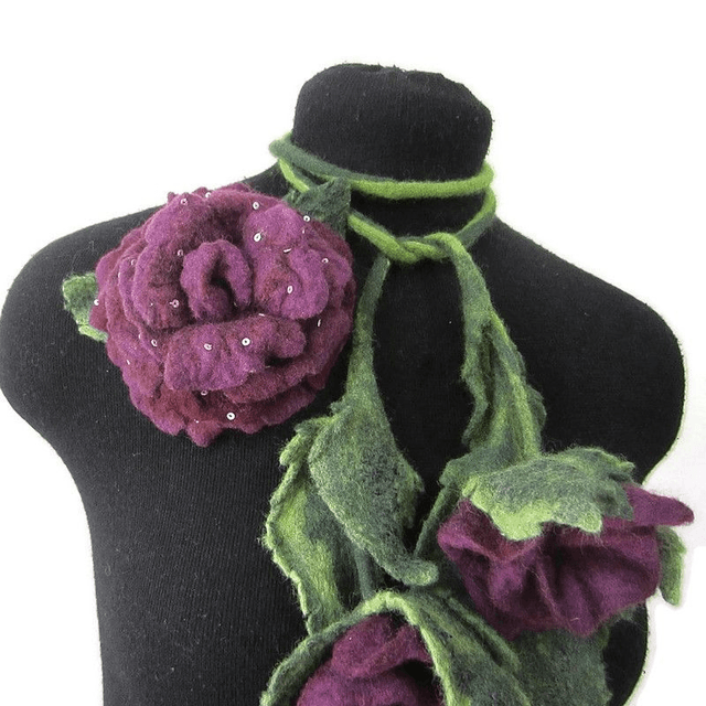 Collana infeltrita lana merino rosa viola spilla infeltrita Collane fatto a mano regali unici