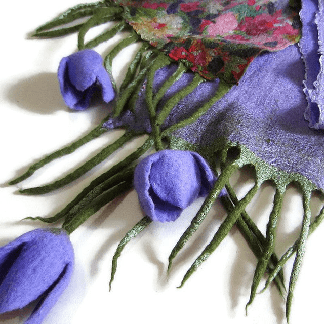 Sciarpa lana merino seta infeltrita fiori tulipani Sciarpa Fatto a mano viola lunga donna regali unici donne regalo ragazza Sciarpa bohémien