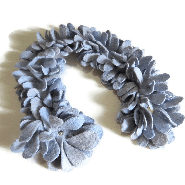 Sciarpa collo feltro lana merino infeltrita Sciarpa fatta a mano Sciarpa colore grigio blu Regali unici per lei Sciarpa donna