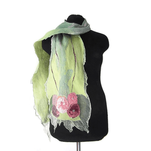 Sciarpa lana merino seta infeltrita Sciarpa lunga calda verde donna fatto a mano regali unici per le donne Stile boho