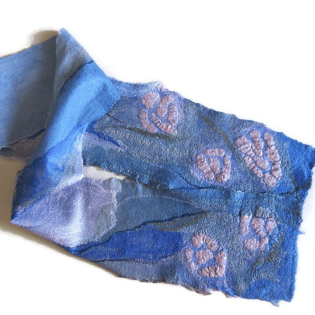 Sciarpa donna feltro blu lana merino seta Sciarpa con paillettes infeltrita fatto a mano